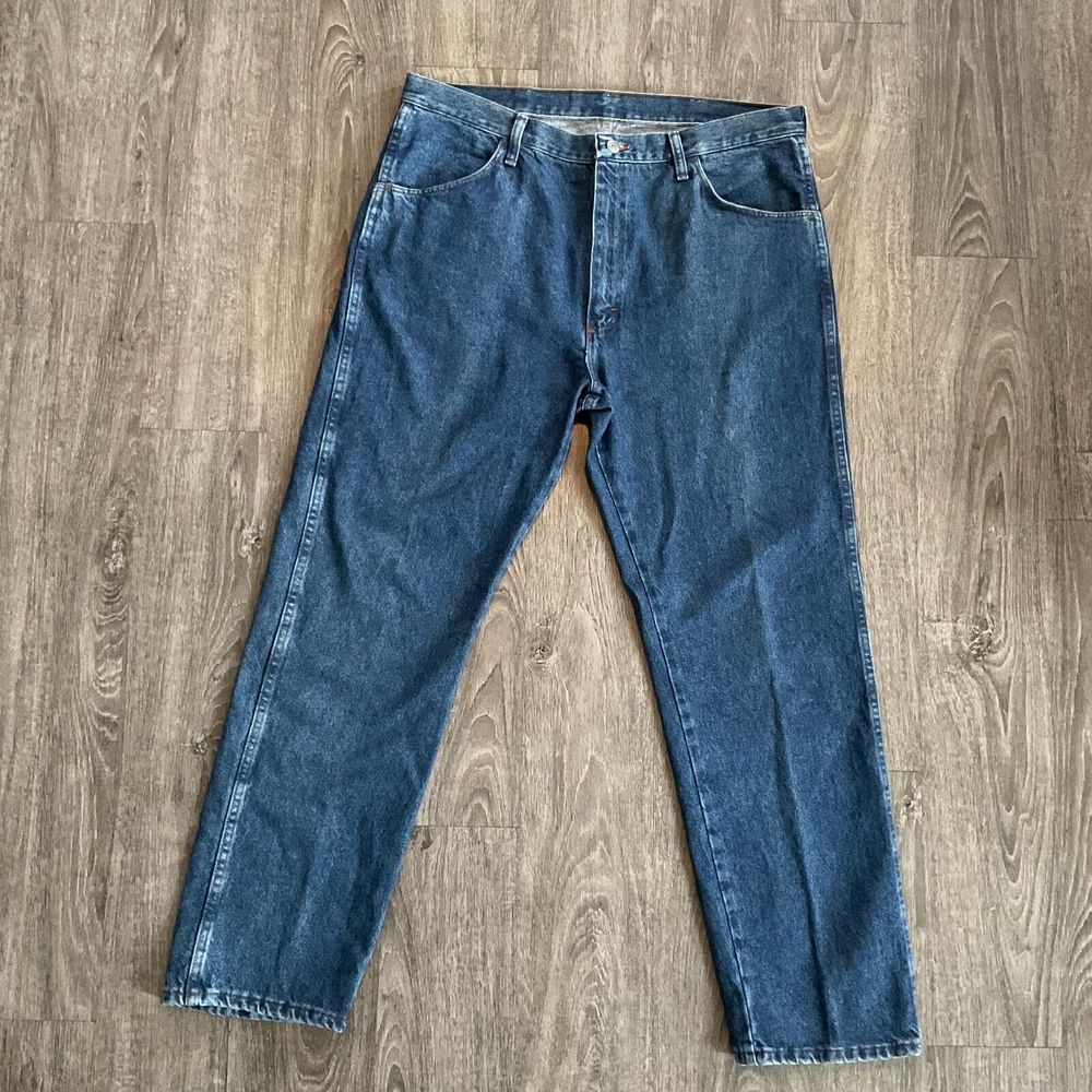 Vintage Brittania Jeans Men's Straight Leg Blue Denim Size 38 x 30